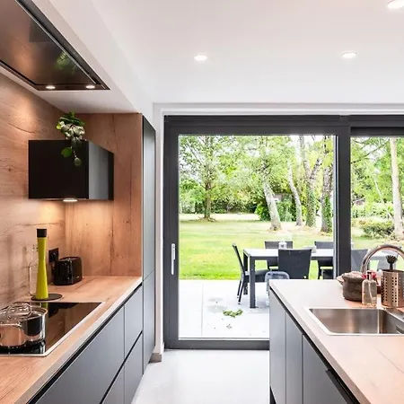 Arbre Epine Holiday home *