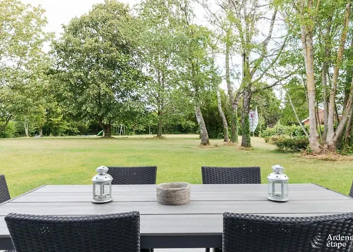 Arbre Epine Hébergement de vacances